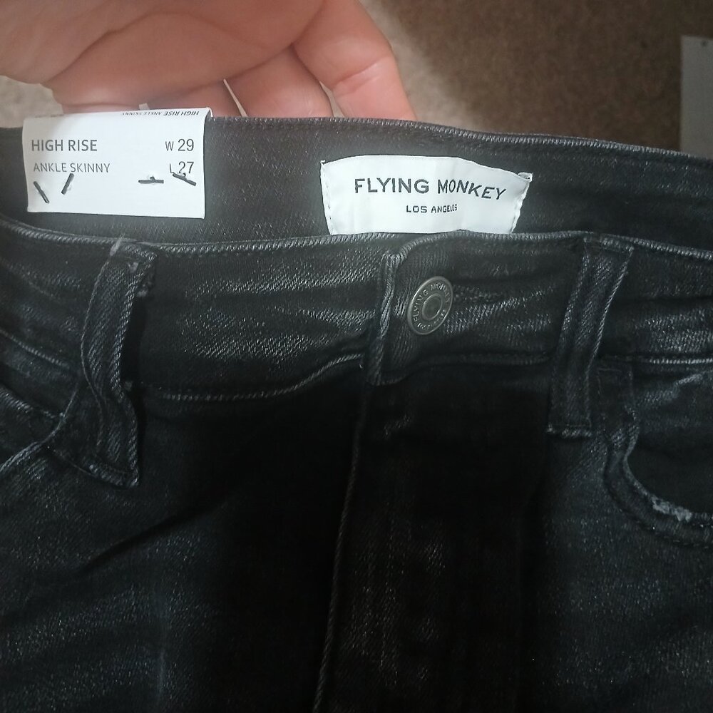 FLYING MONKEY BLACK HIGH RISE ANKLE SKINNY JEANS. 29